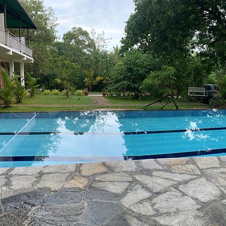 Sigiriya Rock Hide Hotel Ngoại thất bức ảnh