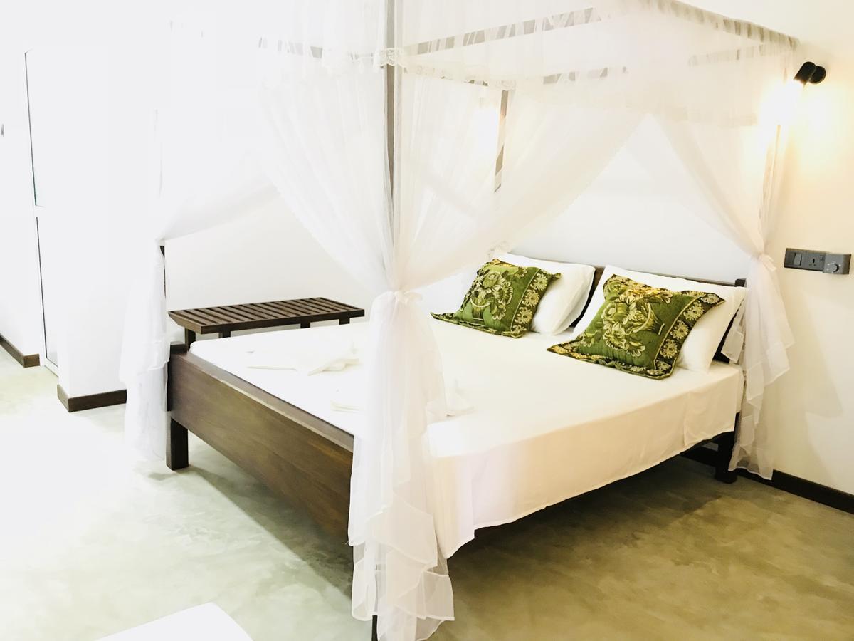 Sigiriya Rock Hide Hotel Ngoại thất bức ảnh